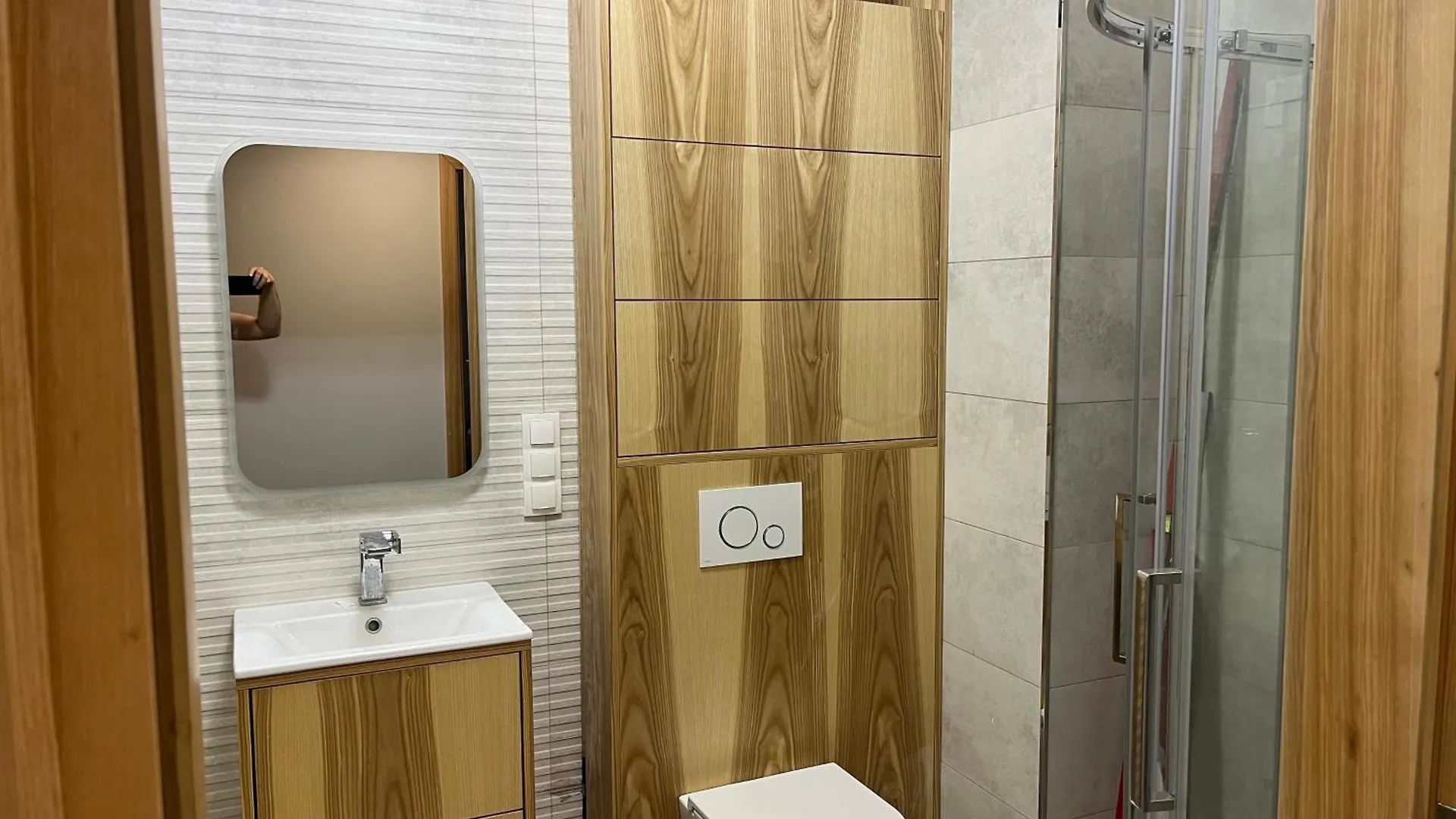 Jesionowe Apartamenty Nad Odra, Stare Miasto, Sauna W Jednym, Klimatyzacja , Garaz Podziemny 0 Zl, Odra River , Old Town, New Building, Air Conditioning, Sauna-One, Underground Garage Free Wrocław Lägenhet