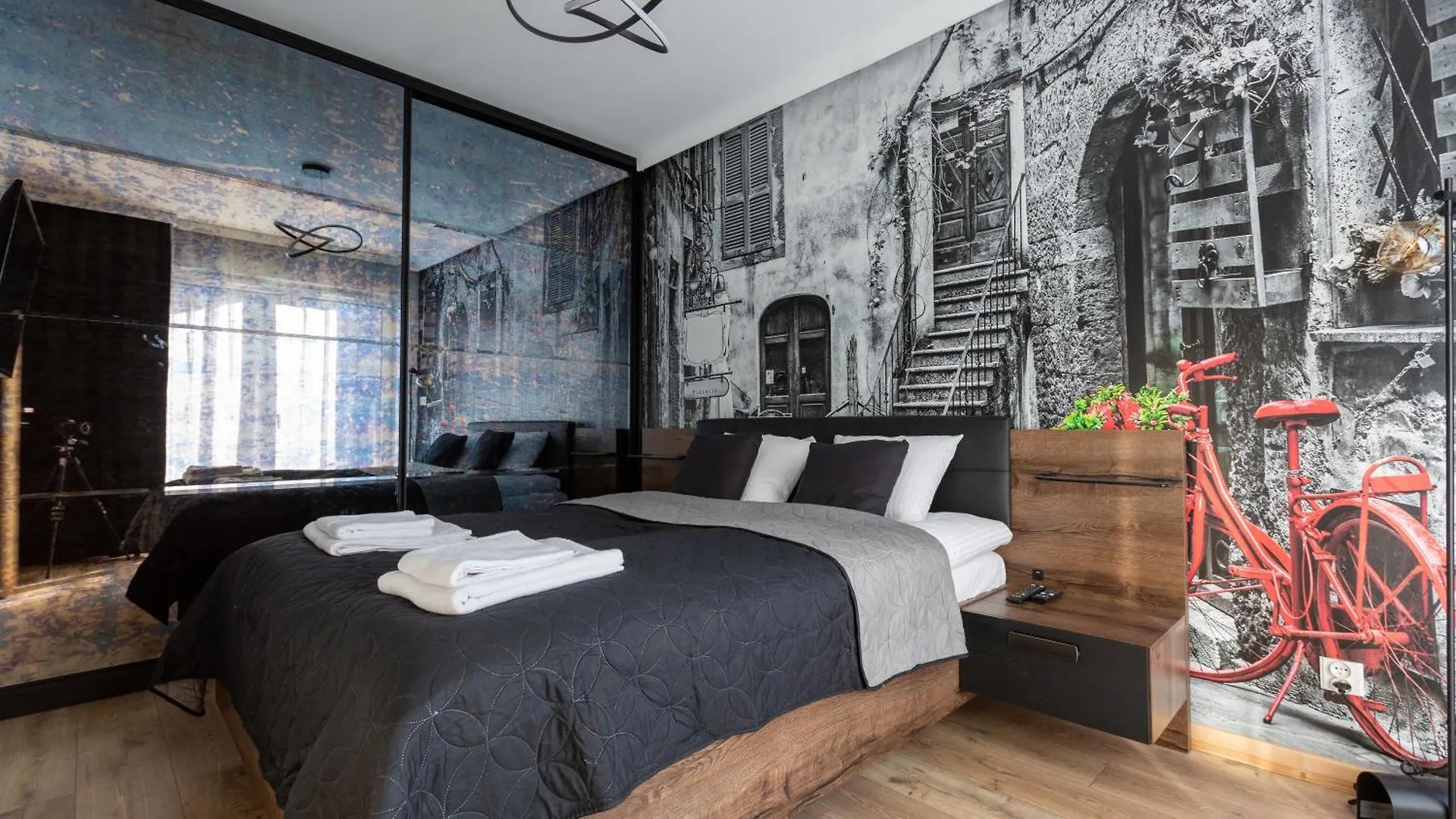 Apartment Jesionowe Apartamenty Nad Odra, Stare Miasto, Sauna W Jednym, Klimatyzacja , Garaz Podziemny 0 Zl, Odra River , Old Town, New Building, Air Conditioning, Sauna-One, Underground Garage Free Breslau