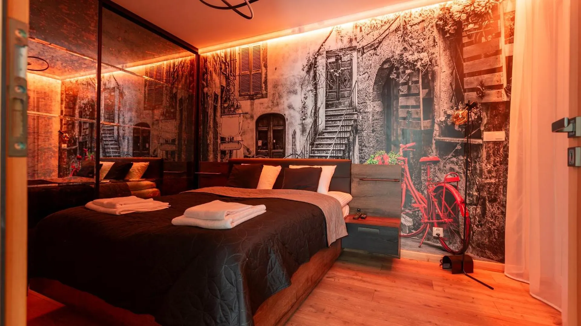 Jesionowe Apartamenty Nad Odra, Stare Miasto, Sauna W Jednym, Klimatyzacja , Garaz Podziemny 0 Zl, Odra River , Old Town, New Building, Air Conditioning, Sauna-One, Underground Garage Free Breslau Apartment