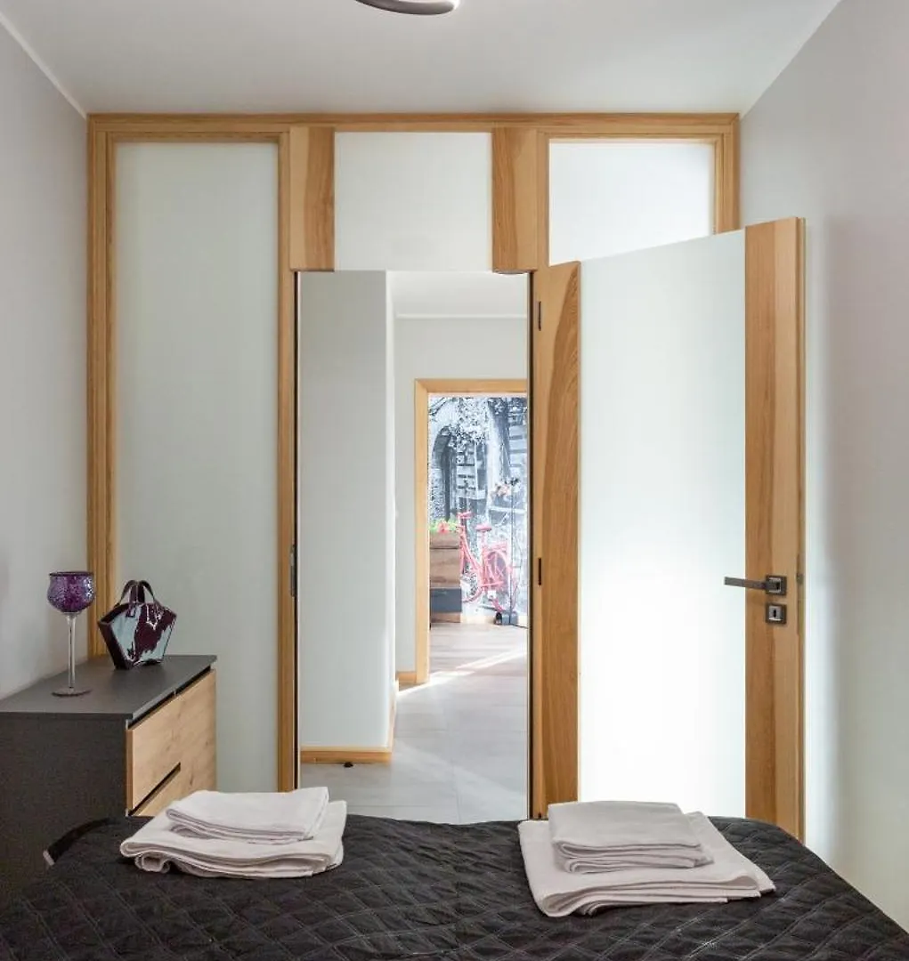 Jesionowe Apartamenty Nad Odra, Stare Miasto, Sauna W Jednym, Klimatyzacja , Garaz Podziemny 0 Zl, Odra River , Old Town, New Building, Air Conditioning, Sauna-One, Underground Garage Free Breslau Apartment