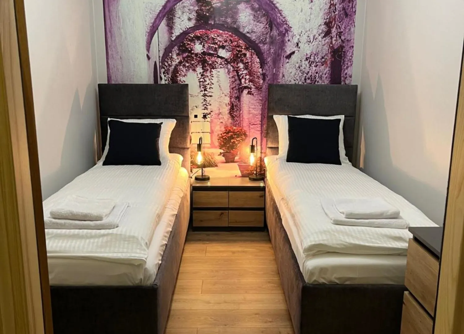 Apartment Jesionowe Apartamenty Nad Odra, Stare Miasto, Sauna W Jednym, Klimatyzacja , Garaz Podziemny 0 Zl, Odra River , Old Town, New Building, Air Conditioning, Sauna-One, Underground Garage Free Breslau